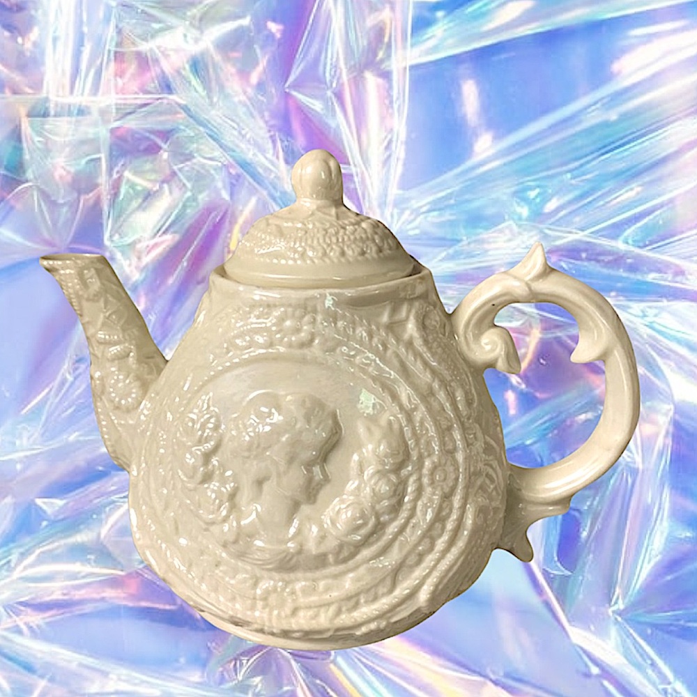 Iridescent lustreware teapot